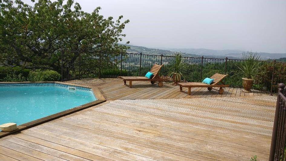 Cosy Home with nice view, home-video, library and piano - between mountains and lakes in Quintal, Parc naturel régional du Massif des Bauges