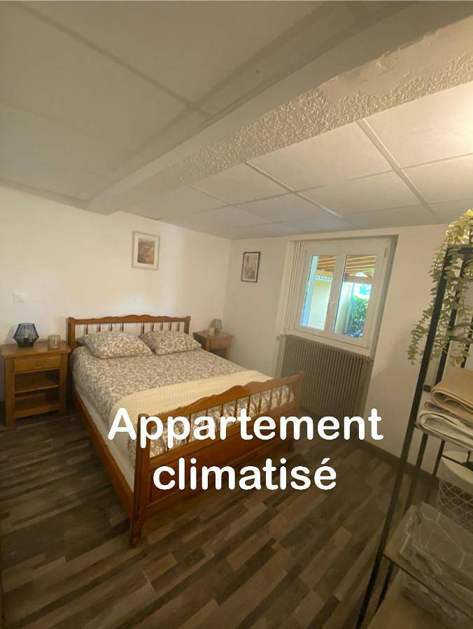 Appartement entier, Les Pichies, T2 Marie-Line, Digoin. in Digoin, Région de Charolles