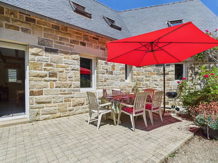 Location de vacances pour 8 personnes, avec jardin et terrasse, animaux acceptés dans Plage Kerler Fouesnant