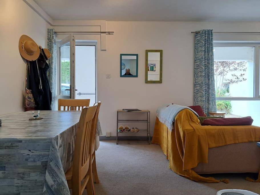 Entire apartment, Two-Bedroom Apartment in St Minver Lowlands, Pentire Point - Widemouth