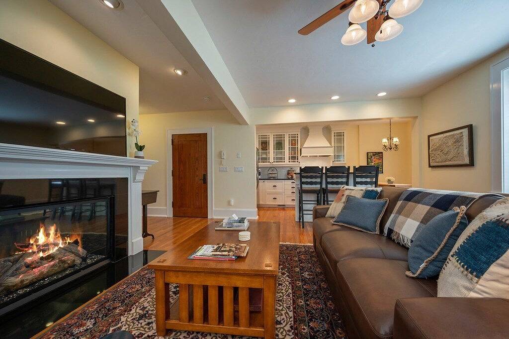 Ganze Wohnung, Minette's Downtown Condo | Historic Spot in Downtown Hendersonville in Hendersonville, Henderson County (NC)