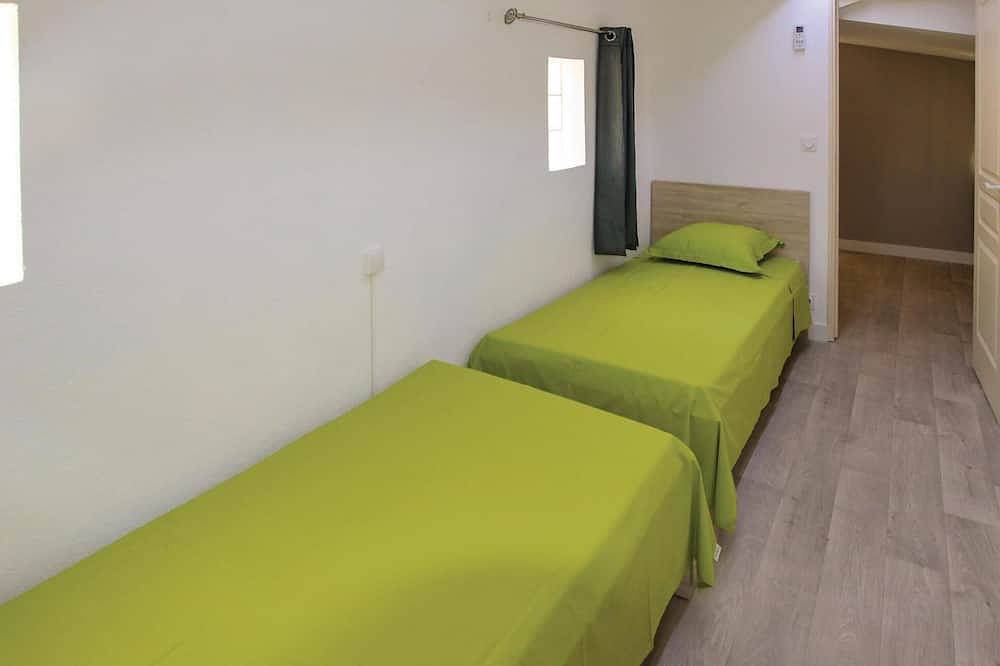 Gezellig huis met 3 slaapkamers in. in Mormoiron, Parc naturel régional du Mont-Ventoux