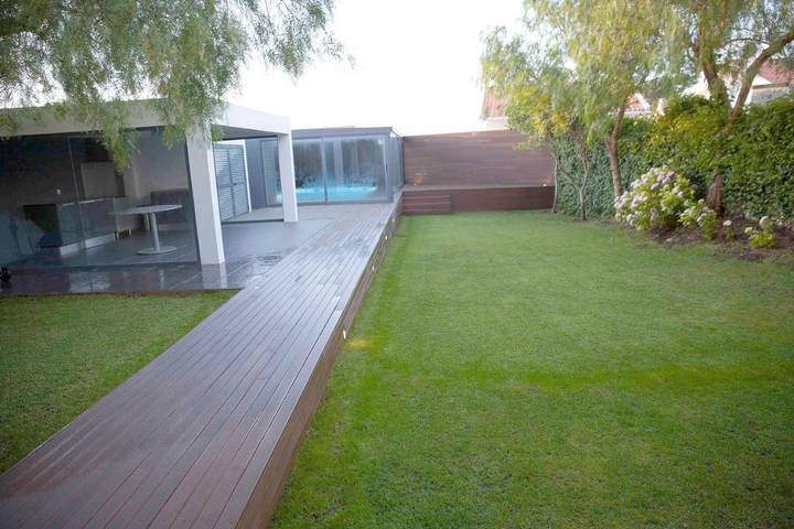 Gîte pour 8 personnes, avec jardin et piscine, animaux acceptés dans Parede