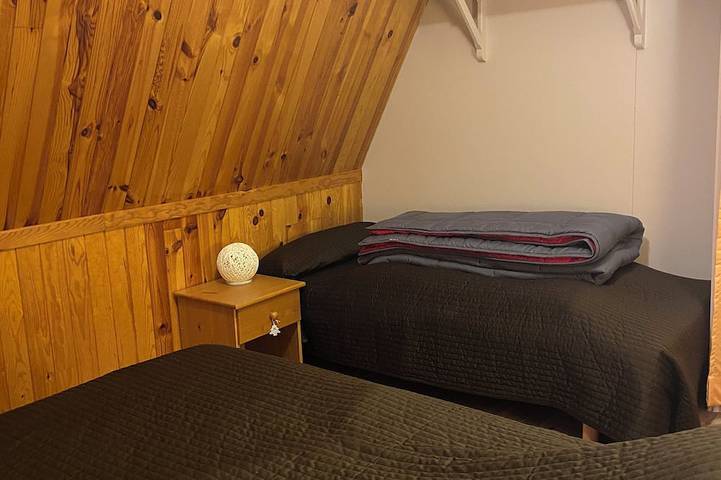 Quiet Mountain Chalet. Hiking, 1/4h from skiing, 200m from the village in Campan, Französische Pyrenäen