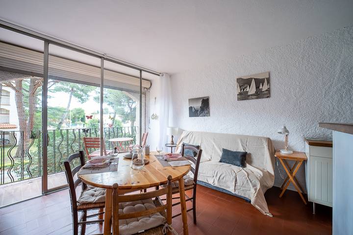Appartement de vacances pour 4 personnes, avec balcon et piscine - 1