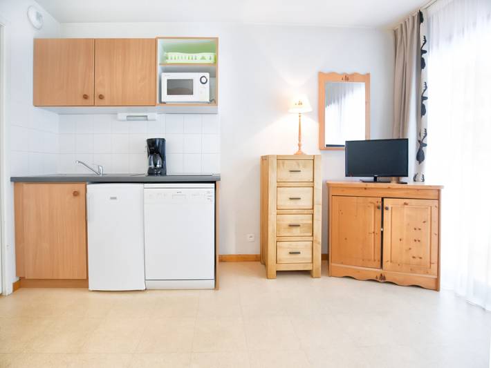 Gîte pour 4 personnes, avec balcon ainsi que piscine et sauna, adapté aux familles à Bramans - 2