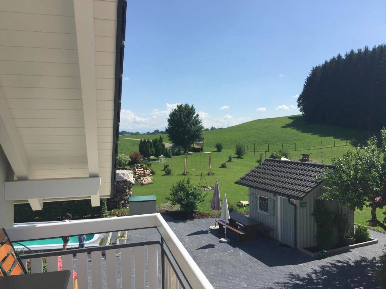Ganze Wohnung, Apartment with Mountain View in Kißlegg, Region Bodensee-Oberschwaben