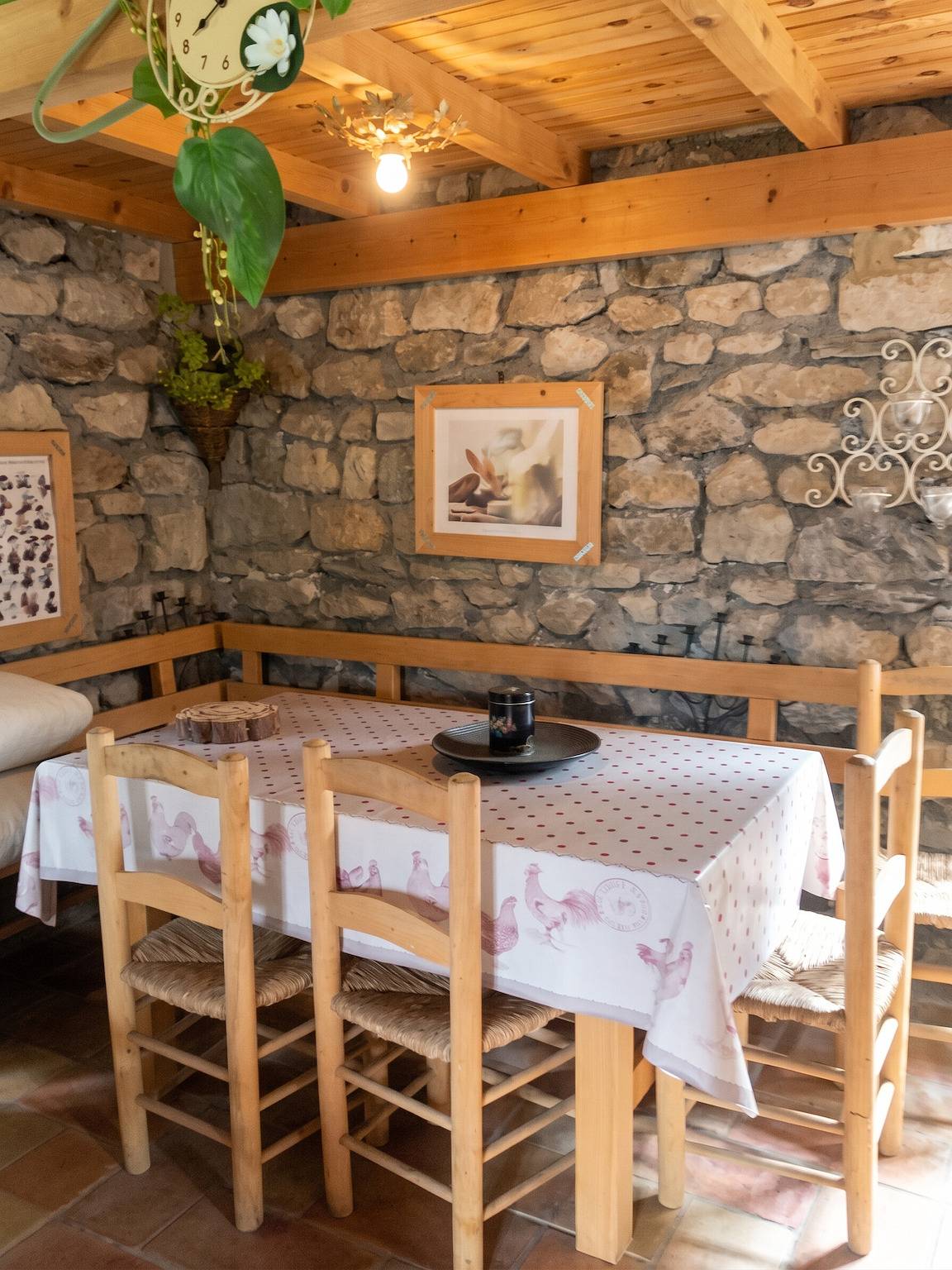 Maison avec balcon à Borne, 70 m², 5 personnes avec jardin in Parc naturel régional des Monts d'Ardèche