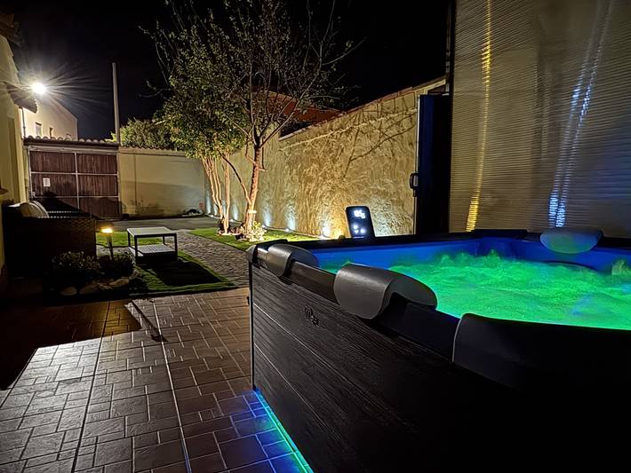 Ferienwohnung für 5 Personen, mit Garten und Whirlpool - 1