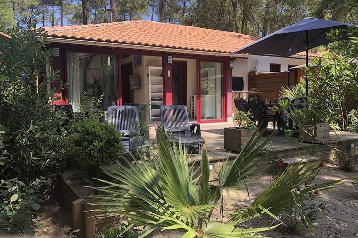 Villa pour 7 personnes, avec piscine ainsi que jardin et terrasse, animaux acceptés à Moliets-et-Maa