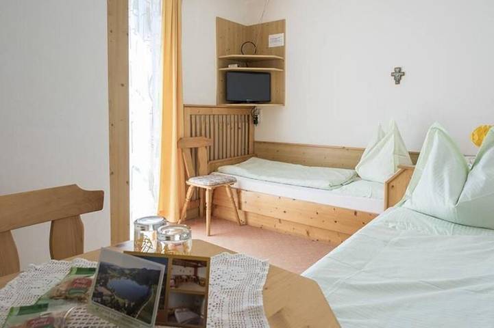 Ganze Wohnung, Doppelzimmer mit Dusche, Wc - Haus Hofstädtler- Sailer in Gemeinde Stubenberg, Steirerland