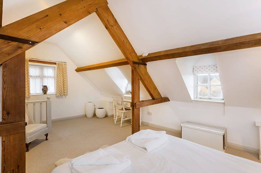 Cornerstone Cottage -  a cotswold cottage that sleeps 2 guests  in 1 bedroom in Chipping Campden, Gloucestershire