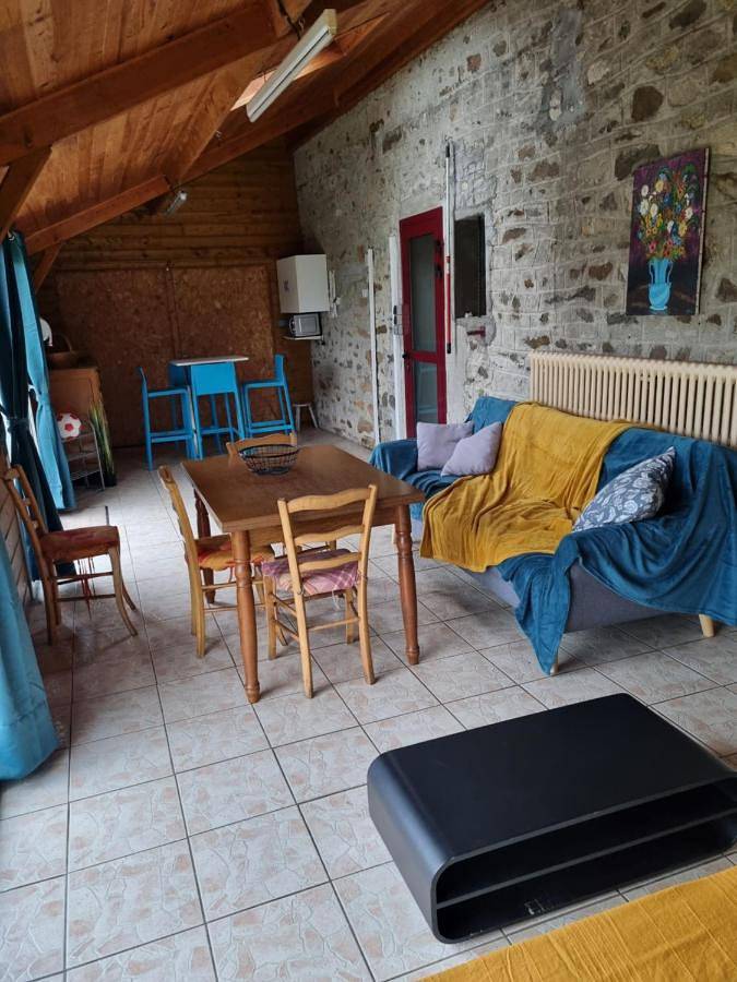 Gîte "Les Faucons" in Pré-en-Pail, Parc naturel régional Normandie-Maine