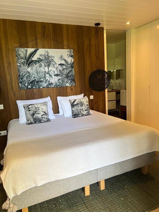 Gîte pour 2 personnes, avec vue ainsi que jardin et terrasse dans Saint-Barthélemy - 3