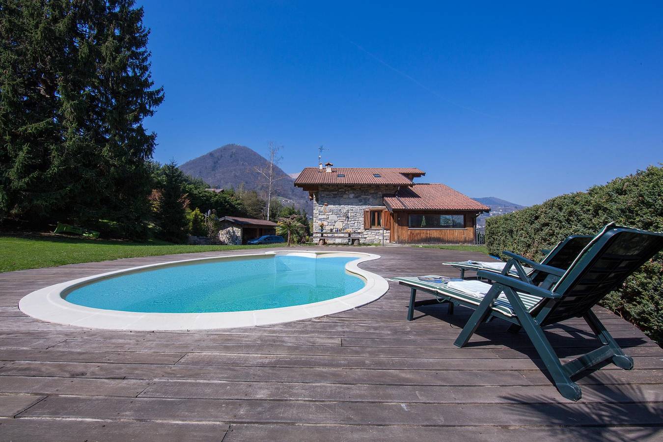 Villa Victoria in Gemeinde Argegno, Comer See