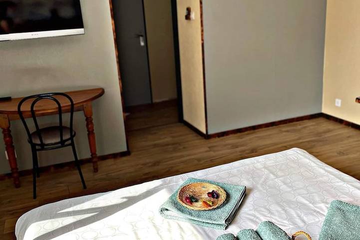 Hôtel pour 5 personnes à Raddon-et-Chapendu