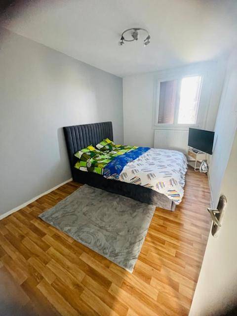 Gîte pour 2 personnes, avec balcon à Feyzin - 3