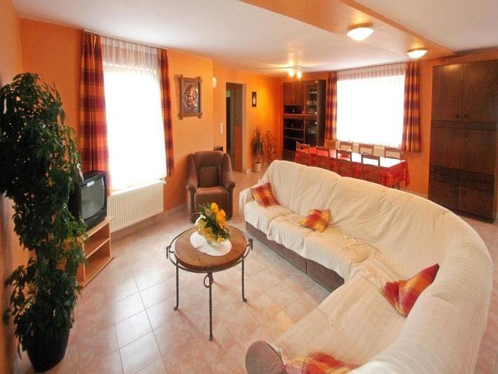 Gîte pour 8 personnes, avec jardin et terrasse, animaux acceptés dans Ondenval - 2