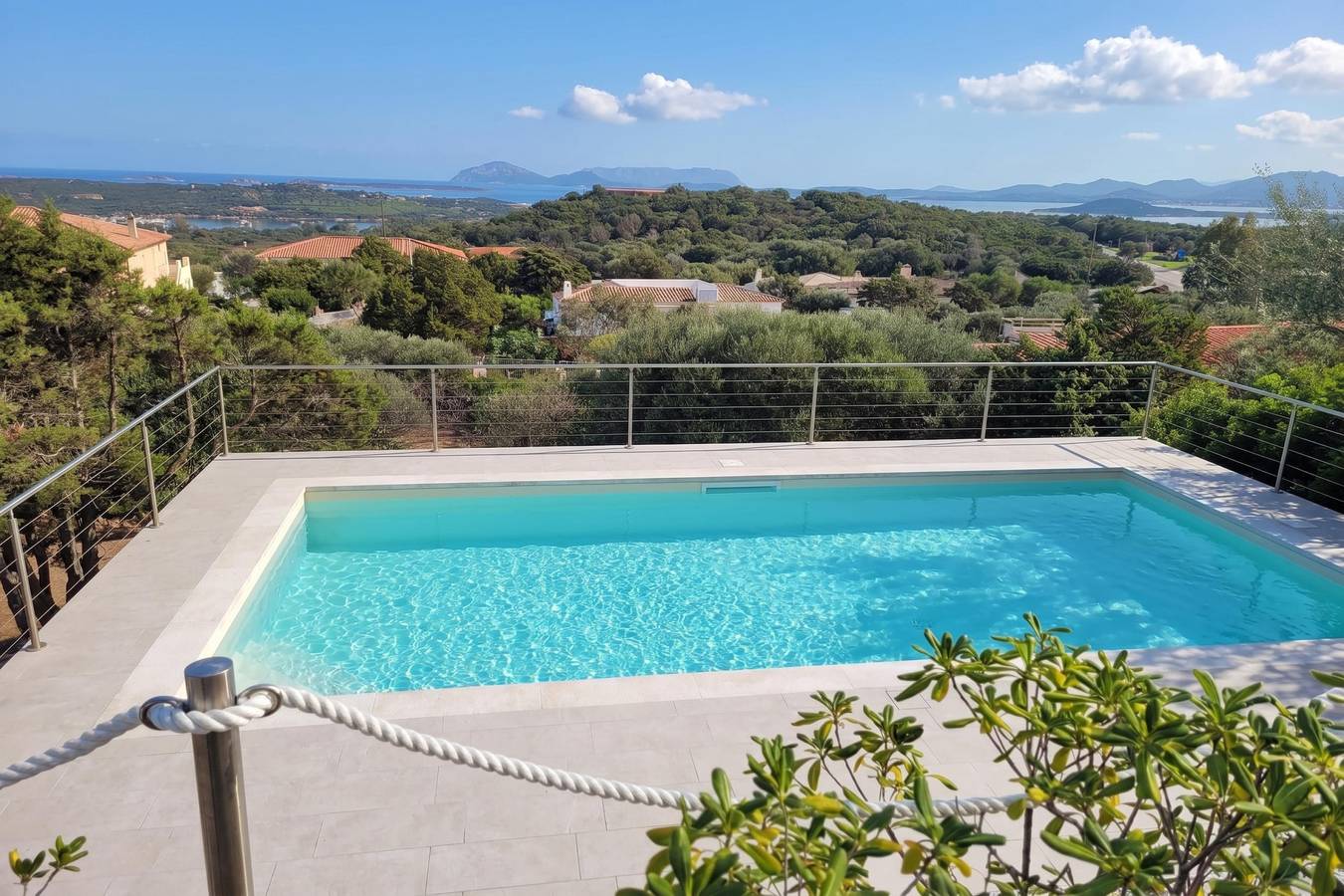 La Casa Di Farina 2 With Pool in Cala di Volpe, Arzachena