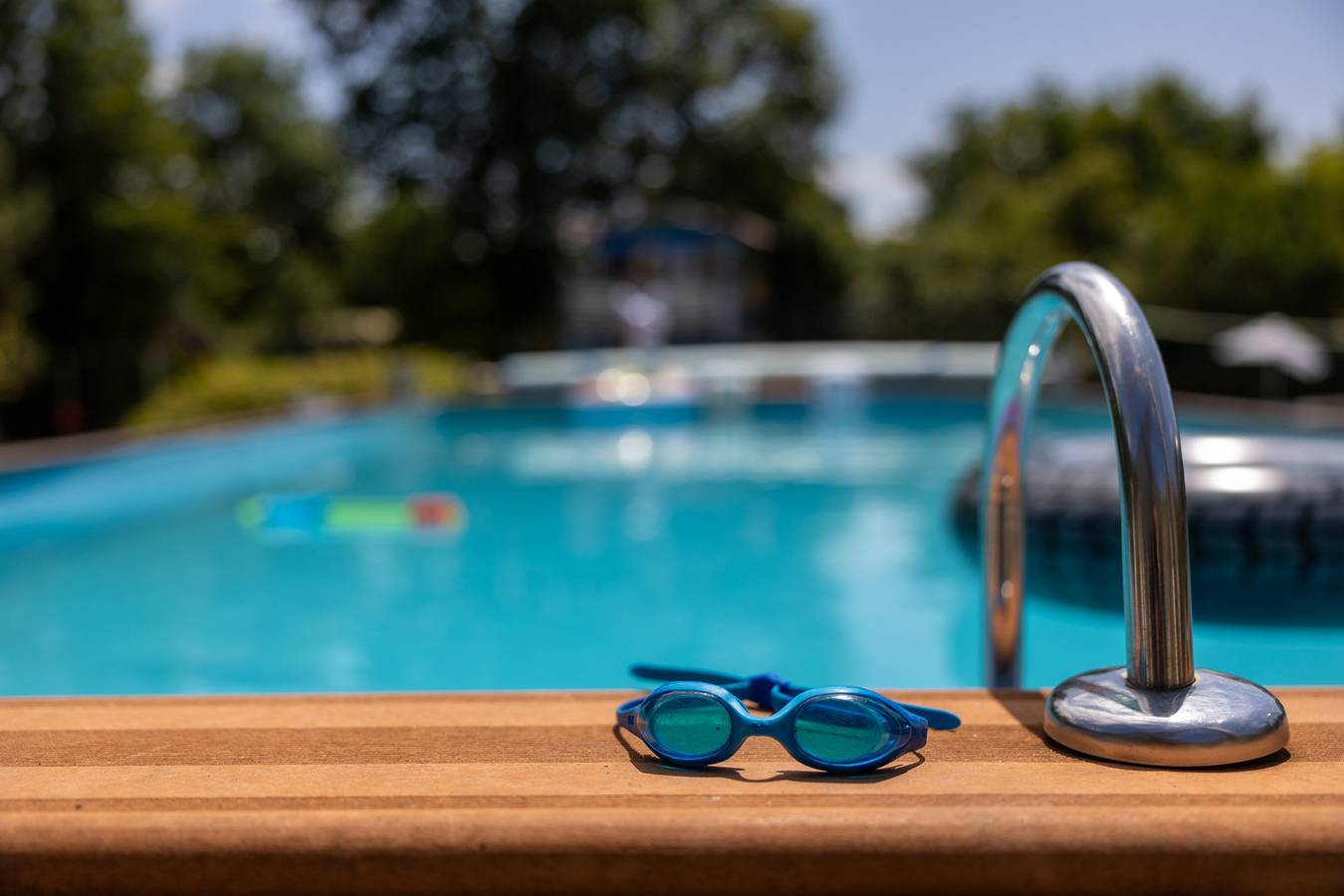 Villa 'Familiale Sur 3000m2 Avec Piscine' avec piscine privée, terrasse privée et Wi-Fi in Biscarrosse, Côte d’Argent