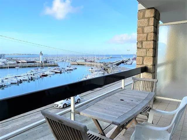 Gîte pour 4 personnes, avec vue dans Port Haliguen