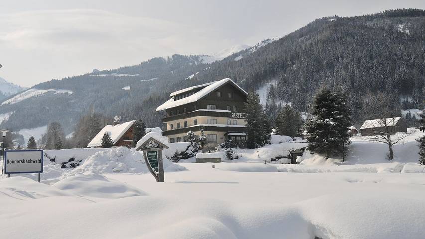 Ferienwohnung für 3 Personen, mit Balkon und Ausblick sowie Garten, kinderfreundlich in Donnersbachwald