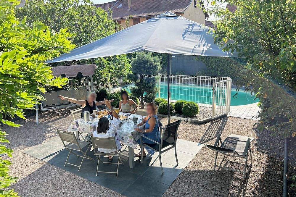 Maison alsacienne avec piscine à Dambach-la-Ville • Route des Vins in Dambach-la-Ville, Région de Sélestat-Erstein