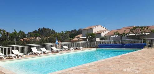 Gîte pour 4 personnes, avec jardin et piscine dans Prunete