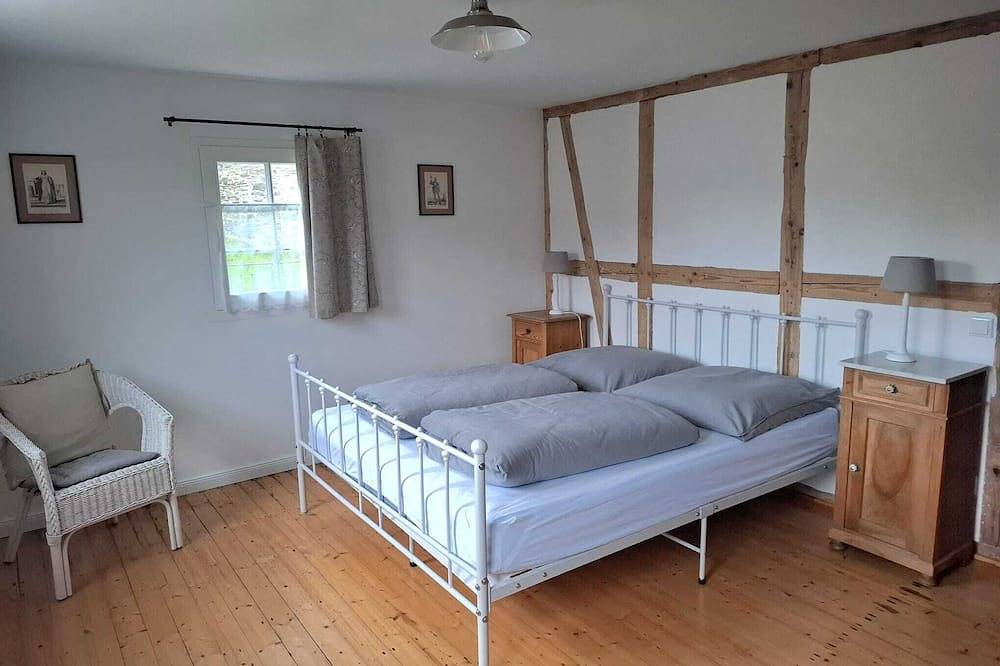 Geheel appartement, Stachelburg - apartment with fireplace room- apartment with terrace  in Monschau, Naturpark Hohes Venn-Eifel