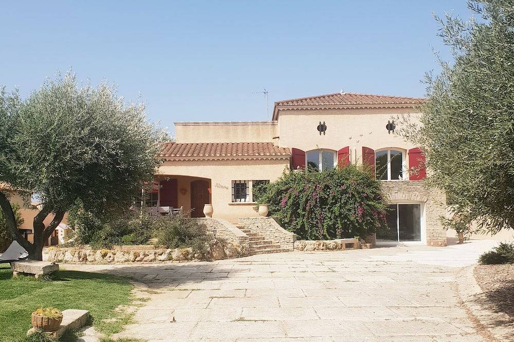 Villa \"la noune\" avec piscine, entièrement climatisée, proche plage in Lunel, Côte méditerranéenne (France)