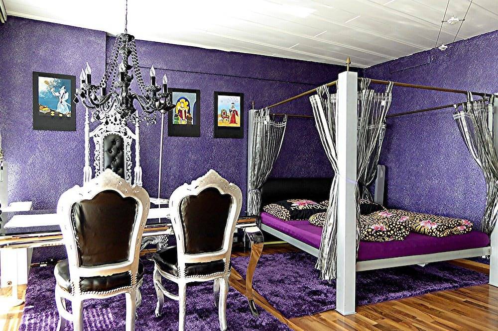 Ganze Wohnung, Royal - Sky - Suite  33 Etage  Hotelturm Augsburg in Augsburg, Bayerisch Schwaben