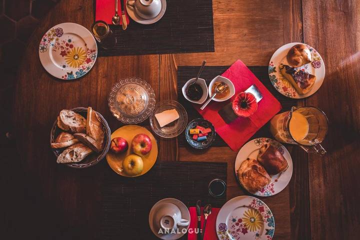 Location de vacances pour 2 personnes, avec vue et terrasse à Saint-Saturnin (Puy-de-Dôme) - 3