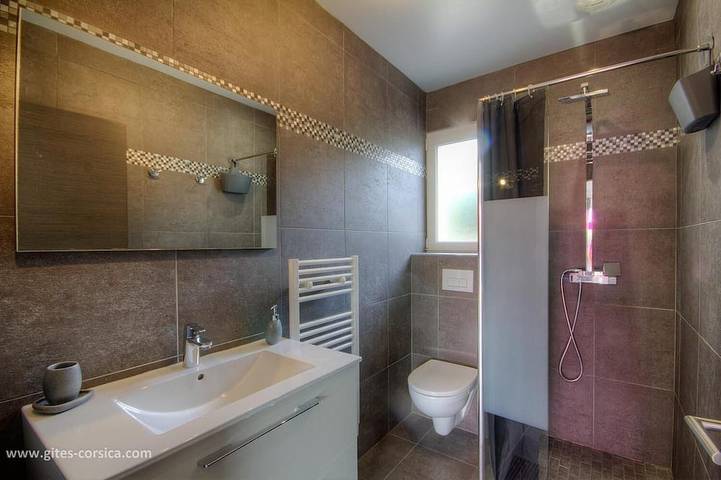 Location de vacances pour 2 personnes à Castellare-di-Casinca - 3