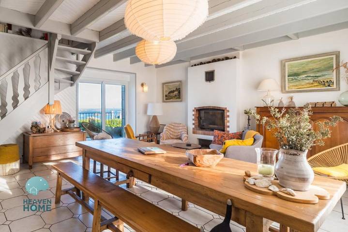 Maison d’hôte pour 4 personnes, avec Balcon et Terrasse ainsi que Jardin et Vue à Ploubazlanec