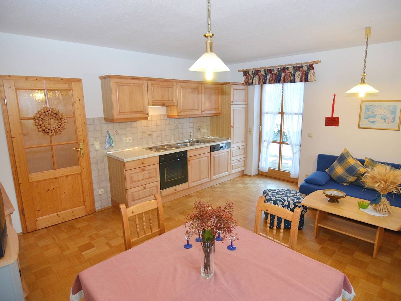 Ganze Wohnung, Geräumige Ferienwohnung in Schönsee mit Sauna in Schönsee, Naturpark Oberpfälzer Wald