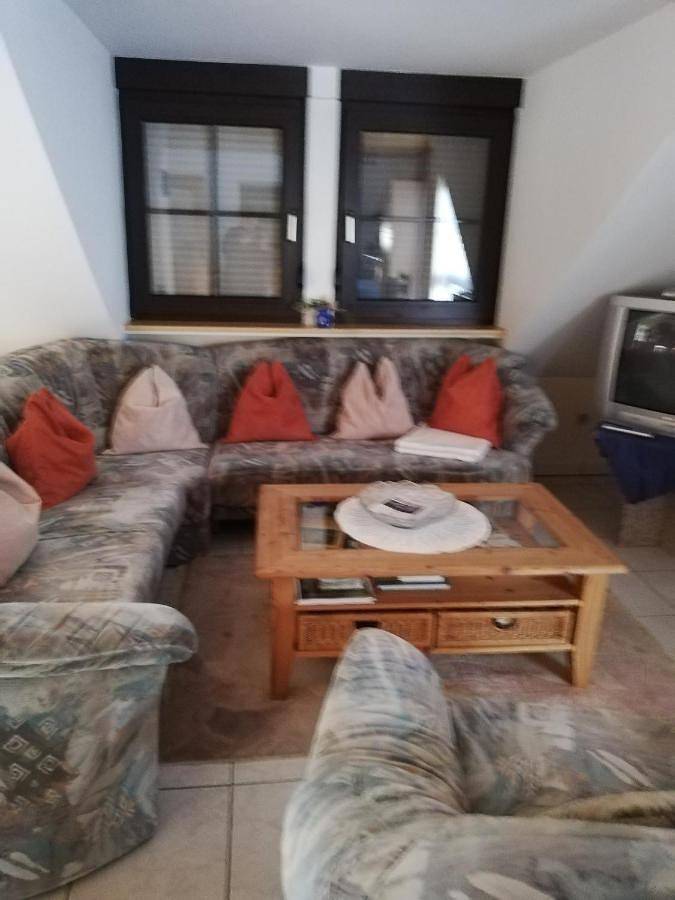 Ferienwohnung für 4 Personen, mit Ausblick und Garten in Kelberg - 3