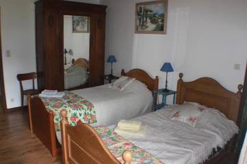 Gîte pour 6 personnes, avec terrasse dans Col De L Escrinet