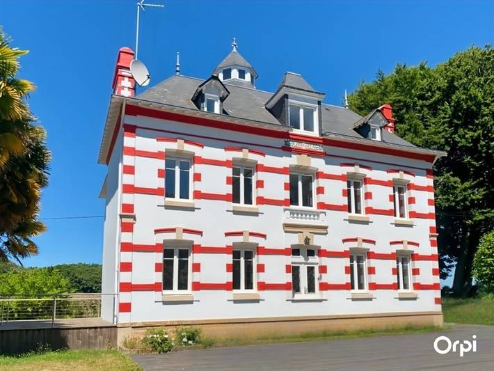 Location de vacances pour 14 personnes, avec terrasse à Quéven - 2