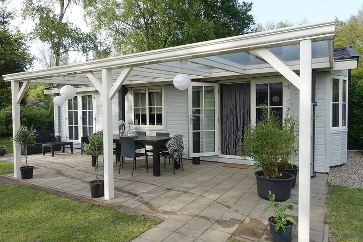 Vakantiepark voor 4 personen, with kinderzwembad and terras as well as zwembad in Hardenberg