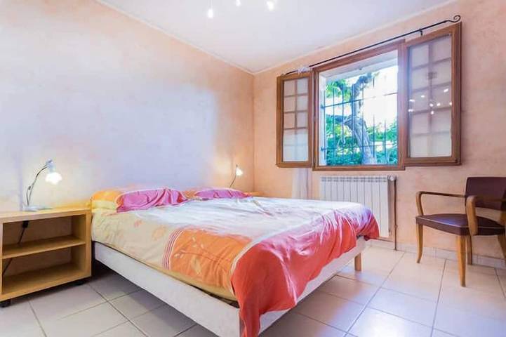 Gîte pour 6 personnes, avec jardin et terrasse à Roquefort-la-Bédoule - 3