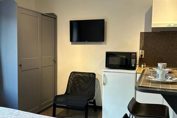 Gîte pour 2 personnes, avec jacuzzi à Fosses-la-Ville - 4