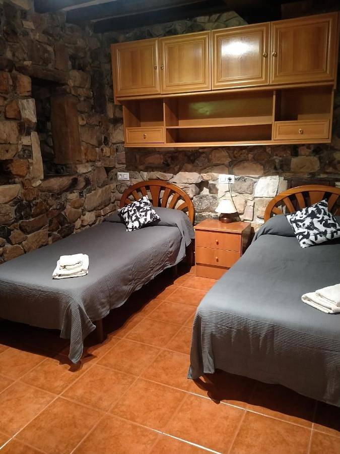 Casa rural para 4 personas, con Terraza y Vistas en Margolles - 2