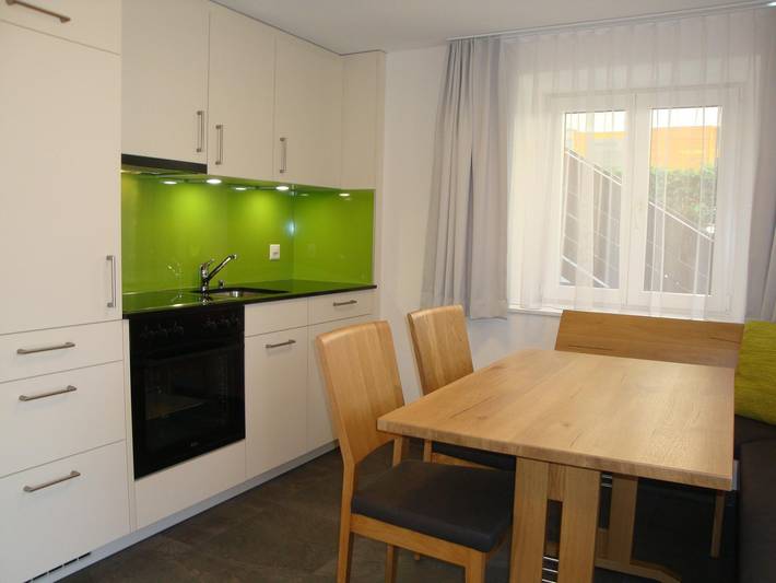 Gîte pour 4 personnes, avec vue et jardin, adapté aux familles à Saas-Grund - 3