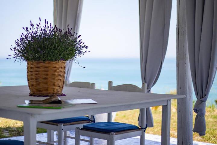 Aparthotel para 3 personas, con vistas y jardín - 1