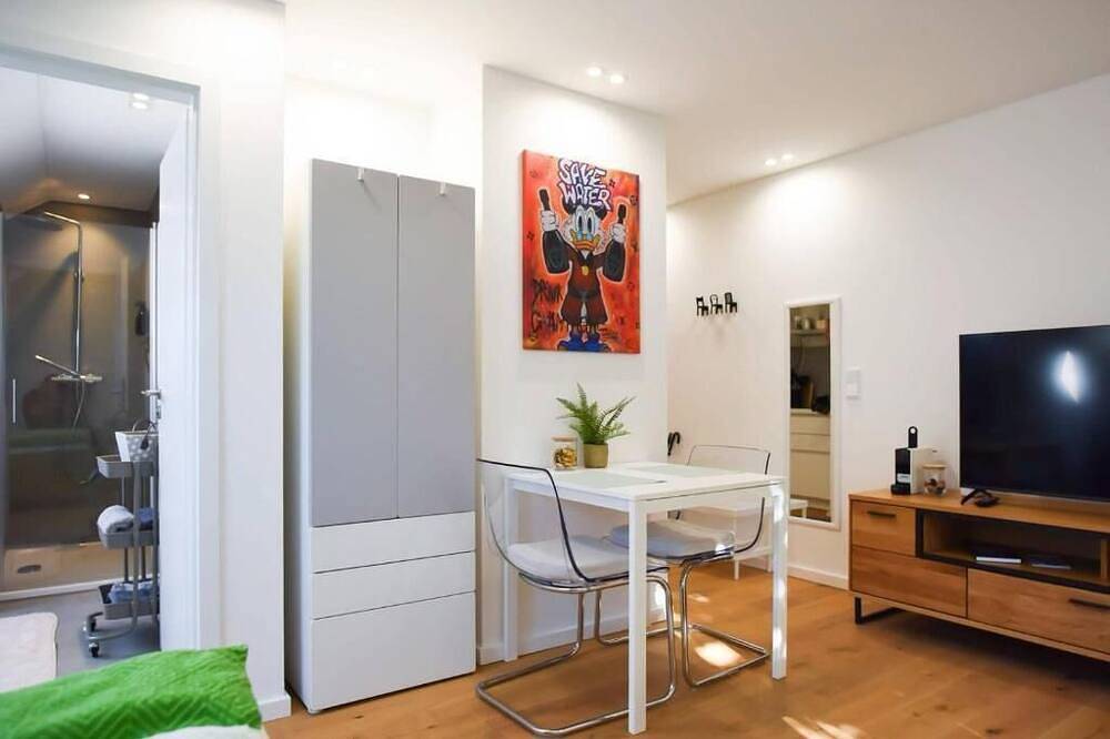 Ganze Wohnung, Zentrumnahes Apartment in Augsburg-Innenstadt, Augsburg