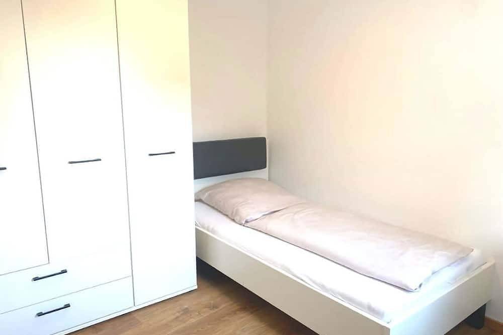 Ganze Wohnung, Ferienwohnung S6 Fiona mit 105 qm, 3 Schlafzimmer, max. für 5 Personen in Endingen am Kaiserstuhl, Endingen