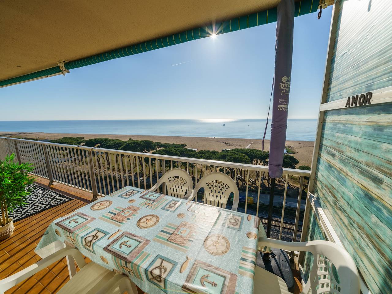 Apartamento entero, Apartamento familiar con piscina, Wifi, mascotas permitidas en Malgrat de Mar in Malgrat de Mar, Costa del Maresme