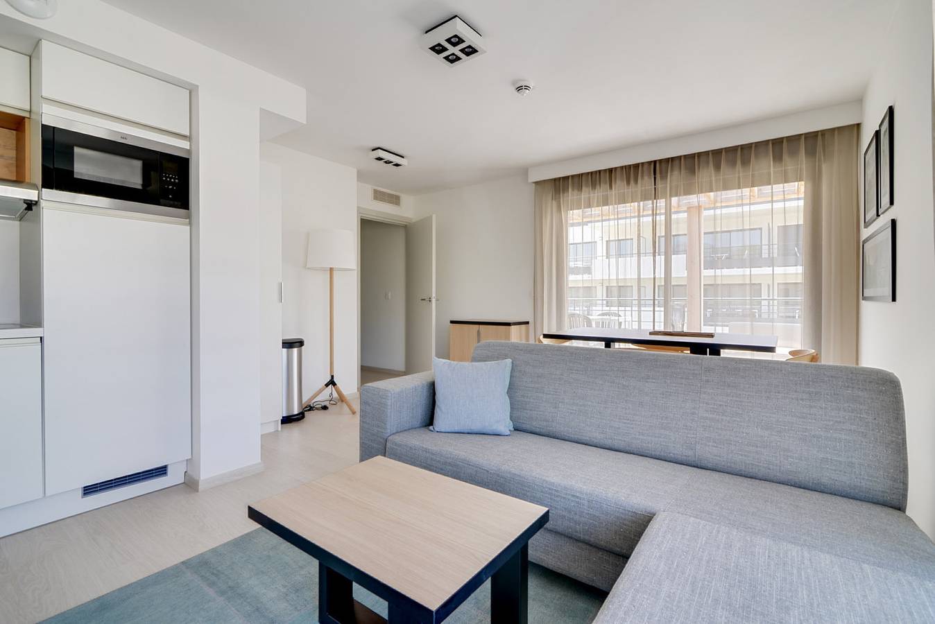 Appartement entier, Penthouse premium for 4 people with 2 double beds in Vence, Côte méditerranéenne (France)