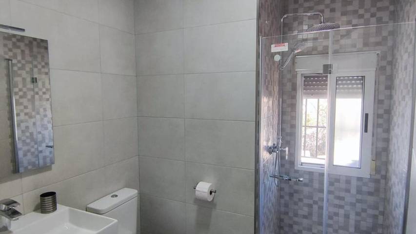 Casa rural para 7 personas, con Balcón/Terraza y Piscina en Montecorto - 2