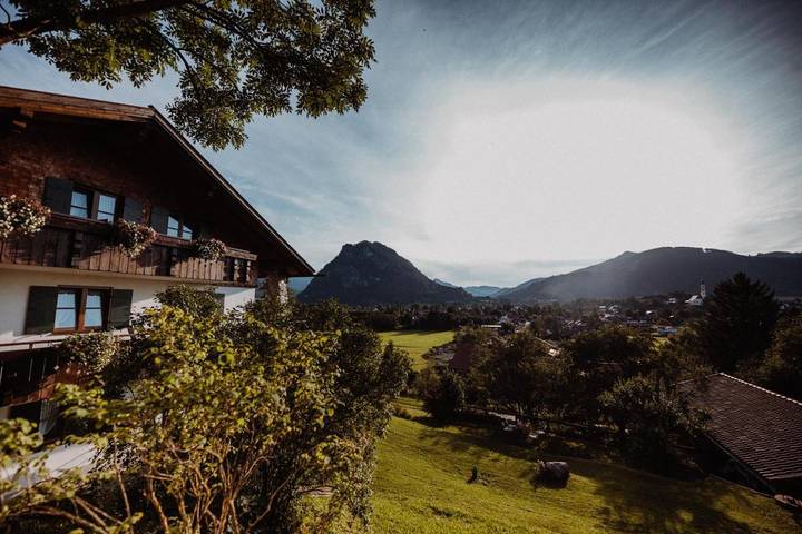 Ferienwohnung für 2 Personen, mit Balkon und Terrasse sowie Garten und Ausblick